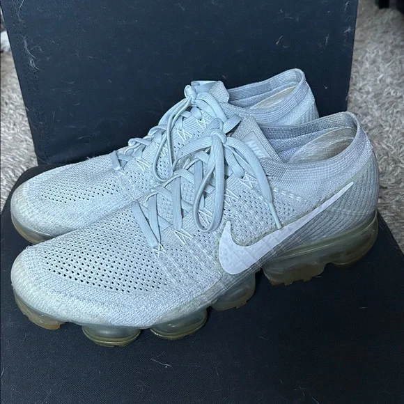 Nike VaporMax Size 11 Silver/Grey - Picture 1 of 6